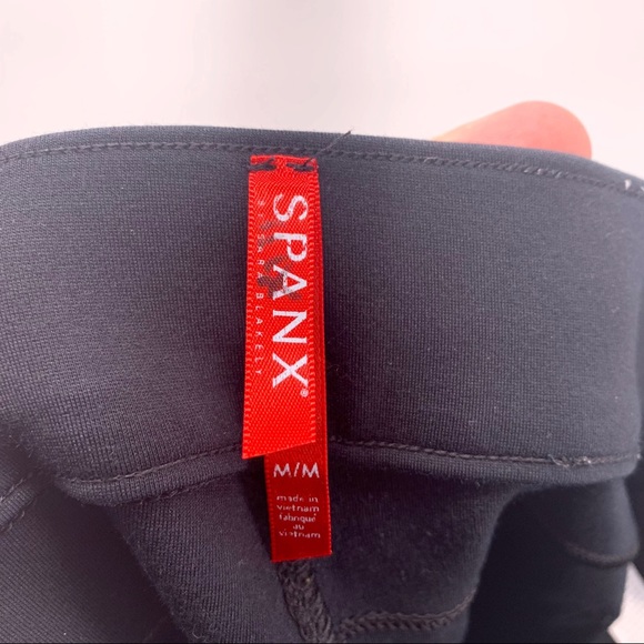 Spanx Black Pull On Jeggings Size Medium - Picture 6 of 8